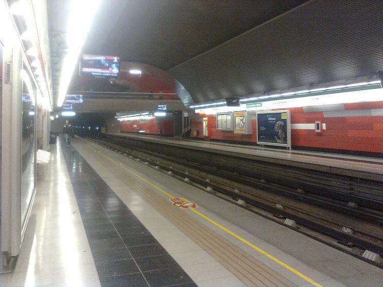 Blanqueado metro station