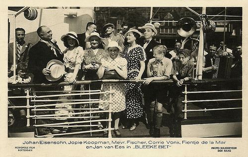 Bleeke Bet (1934 film) European Film Star Postcards Bleeke Bet 1934