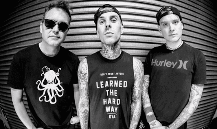 Blink-182 NewLook Blink182 Take A Bow With Intimate Kingston Show