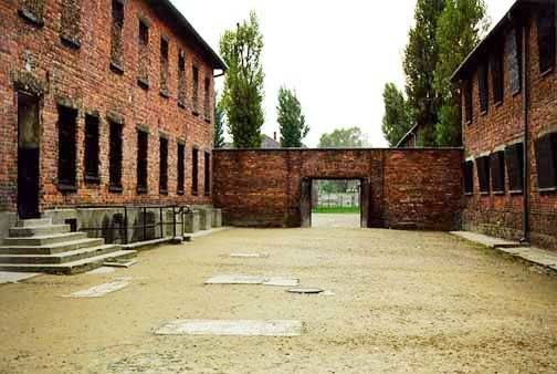 Block 11 Photograph of courtyard between Block 11 and Block 10 at Auschwitz I