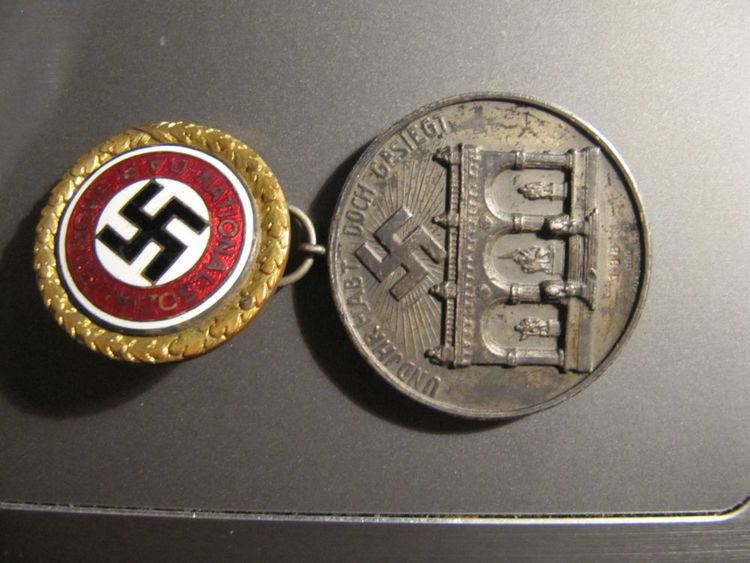 Blood Order German ww2 medals blood order medal and pin button Coin
