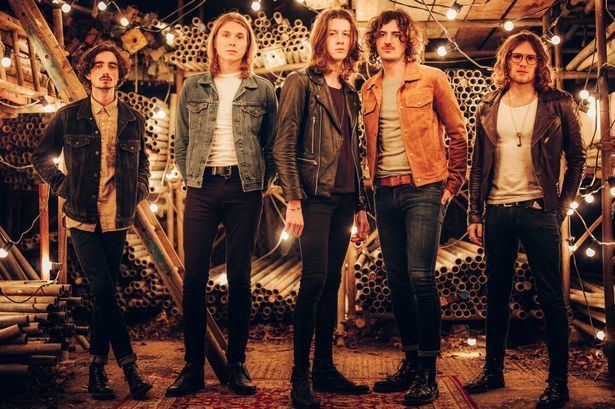 Blossoms (band) Blossoms look set to end a bloomin39 amazing week with a number