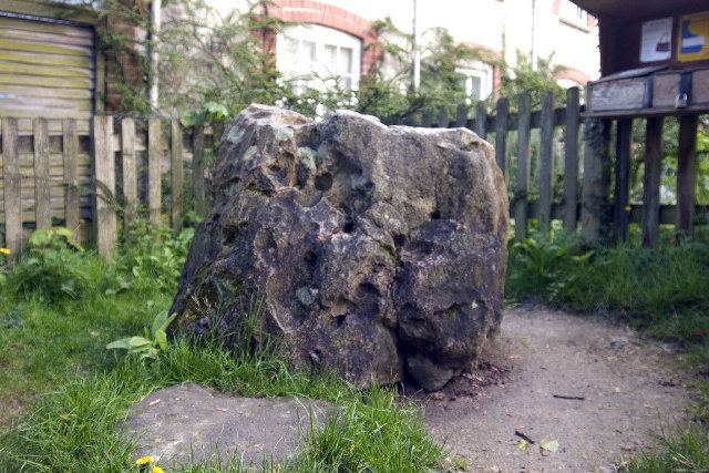 Blowing Stone FileBlowing Stone Kingston Lisle geographorguk 17542jpg