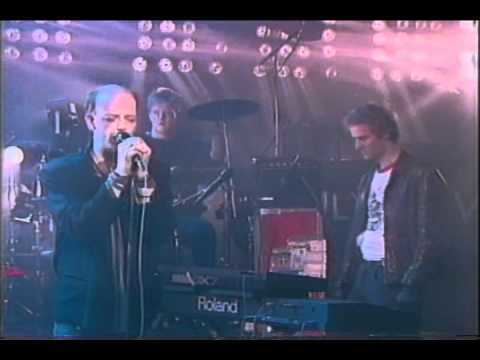 Blue for Two Blue for two Ships live 1987 YouTube