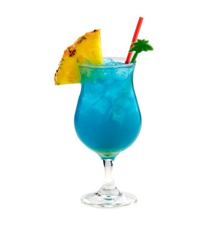 Blue Hawaii (drink) Elvis and The Blue Hawaii Cocktail on Waikiki Beach Honest Cooking
