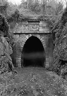 Blue Ridge Tunnel httpsuploadwikimediaorgwikipediacommonsthu