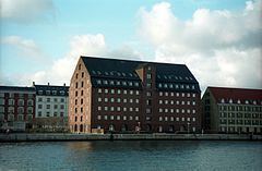 Blue Warehouse httpsuploadwikimediaorgwikipediacommonsthu
