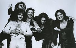 Blue Öyster Cult httpsuploadwikimediaorgwikipediacommonsthu