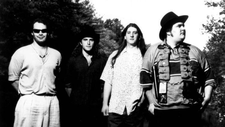 Blues Traveler Why Hook by Blues Traveler is actually a pretty genius work of