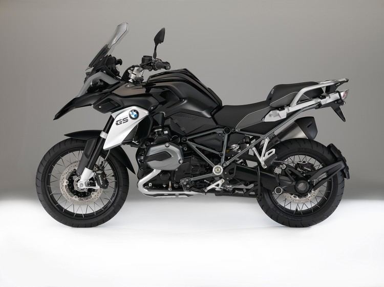 BMW R1200GS German Prices For the 2016 BMW R1200GS TripleBlack and Other Bikes