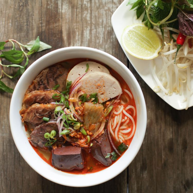Bún bò Huế Bn B Hu Recipe Spicy Beef amp Pork Noodle Soup
