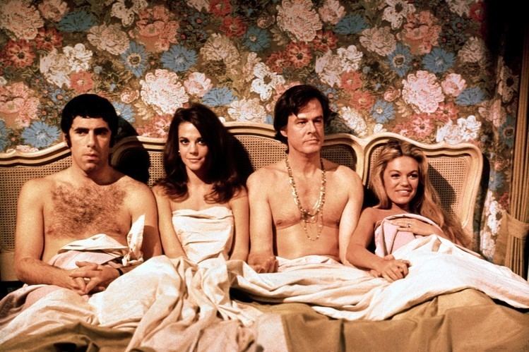 Bob %26 Carol %26 Ted %26 Alice movie scenes Elliott Gould Natalie Wood Robert Culp and Dyan Cannon in Bob Carol