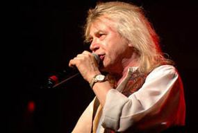 Bob Catley Interview with Bob Catley of Magnum The Rocktologist