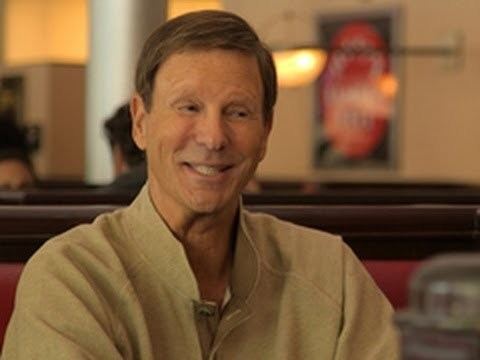 Bob Einstein Bob Einstein aka Super Dave Osborne on Jerry Seinfeld39s