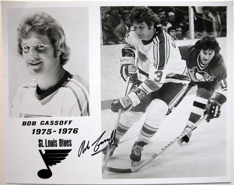 Bob Gassoff 197576 Bob Gassoff Blues Autographed 8x10 BampW Photo