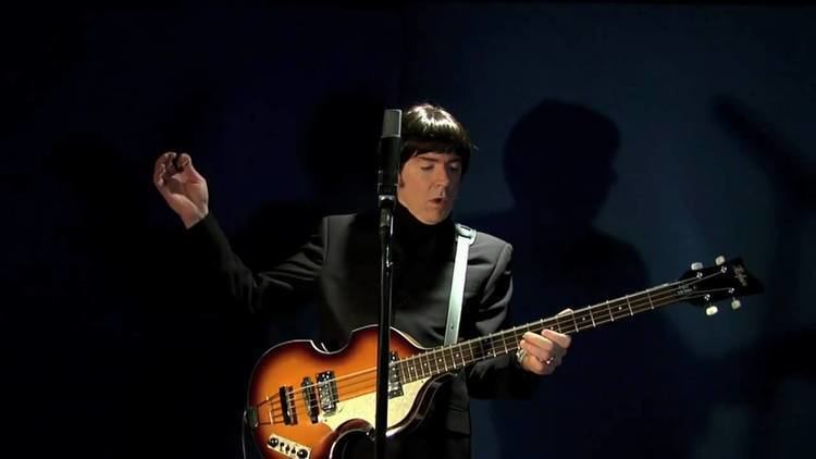Bob Halligan Jr. Bob Halligan Jr as Paul McCartney pt 1 YouTube