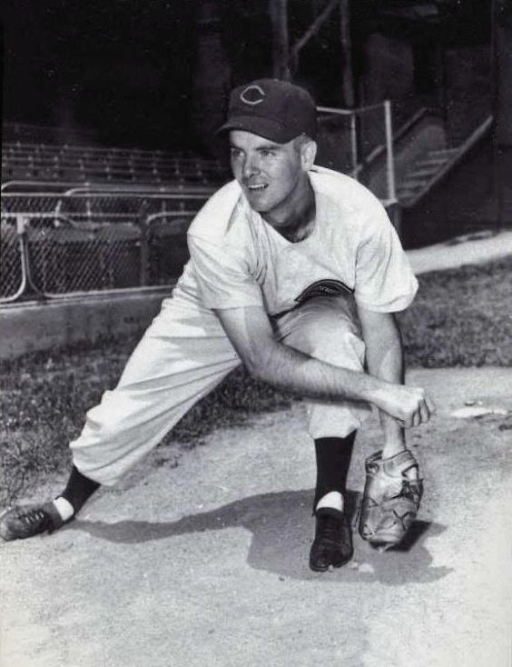 Bob Kelly (baseball) Bob Kelly Bob Kelly of the 1953 and 1958 Cincinnati Reds Flickr