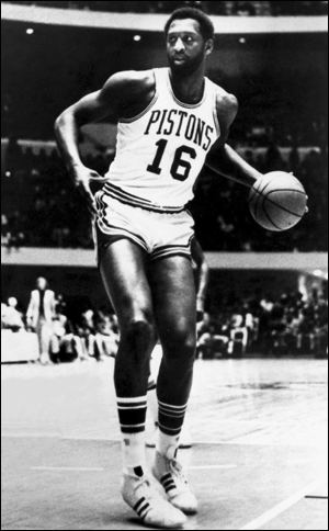 Bob Lanier (basketball) Laniers Big Feet er Feats THE OFFICIAL SITE OF THE DETROIT PISTONS