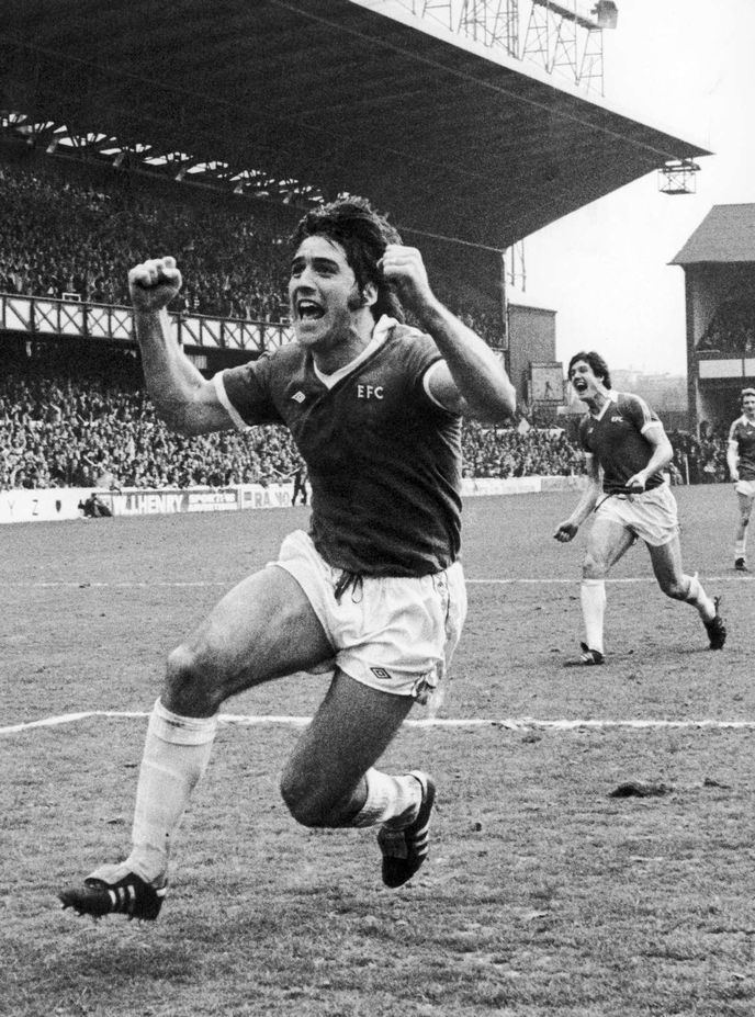 Bob Latchford Bob Latchford joins Everton FC 40 years on Liverpool Echo