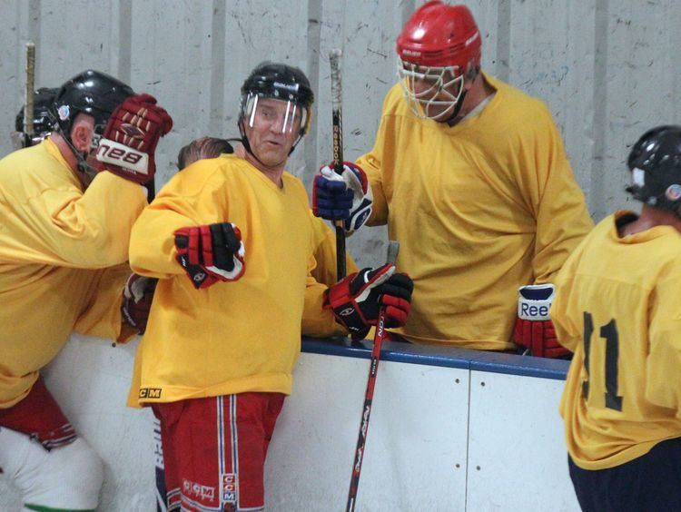 Bob Santini Bob Santini has no intention of hanging up the skates USA Today