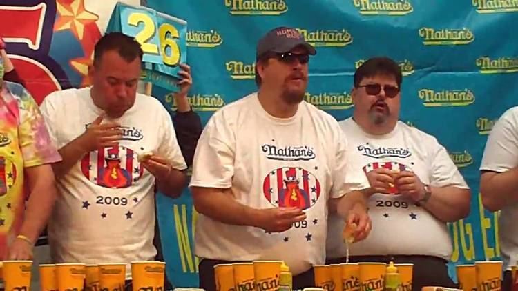 Bob Shoudt Humble Bob Shoudt eats 38 hotdogs at Nathans hotdog eating contest