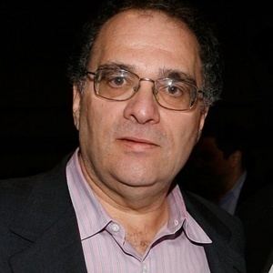 Bob Weinstein httpsvzcnwimgcomthumbc300x300wpcontentup