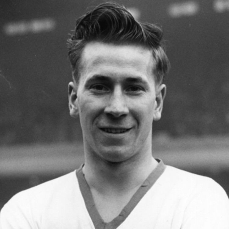 Bobby Charlton Bobby Charlton Soccer Player Biographycom