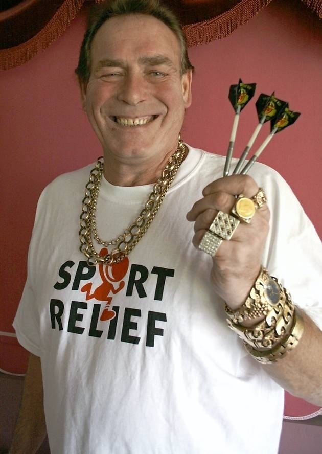 Bobby George Essex The King of Bling39s darts lingo That39s Bobby