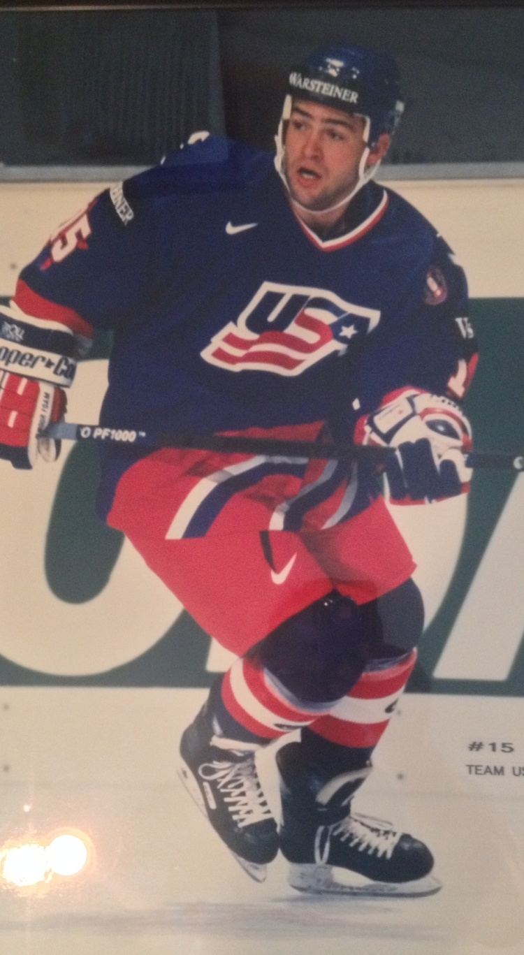 Bobby Reynolds (ice hockey) Bobby Reynolds International and Professional Hockey Player
