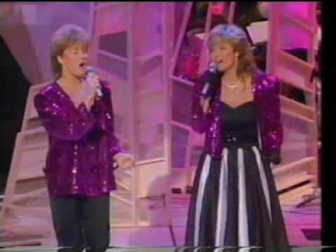 Bobbysocks! 1985 Eurovision Norway Bobbysocks quotLa det swingequot BBC Preview