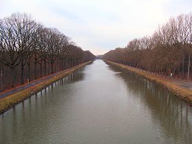 Bocholt–Herentals Canal httpsuploadwikimediaorgwikipediacommonsthu