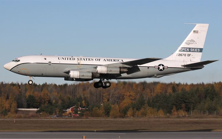 Boeing OC-135B Open Skies US Air Force Boeing OC135B Open Skies 612670 Landing o Flickr