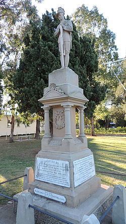 Boer War Memorial, Allora httpsuploadwikimediaorgwikipediacommonsthu
