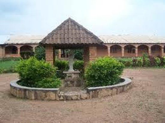 Boganda National Museum httpsmediacdntripadvisorcommediaphotos03