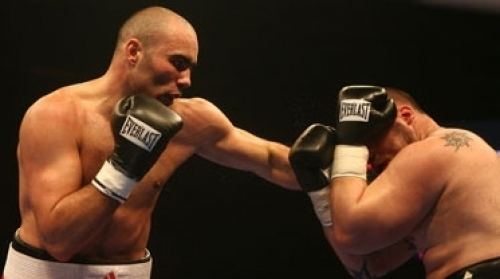 Bogdan Dinu wwwnobsboxingcom View topic The Heavyweight Prospect