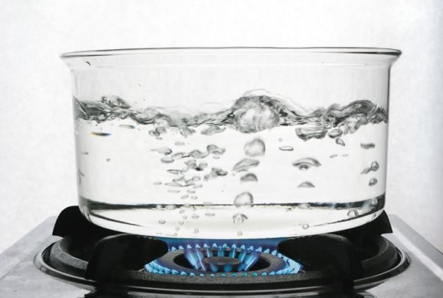 Boiling point Does Adding Salt to Water Make It Boil Sooner Mental Floss