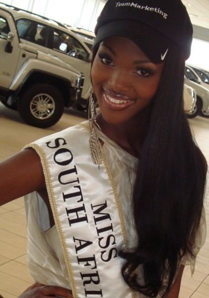 Bokang Montjane Miss Universe 2011 African Contestants Fashion Nigeria