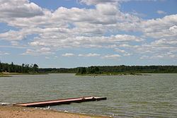 Bonnie Lake (Alberta) httpsuploadwikimediaorgwikipediacommonsthu