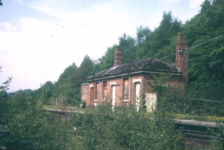 Bont Newydd railway station