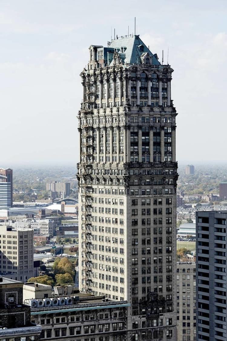 Book Tower Detroit towers returning to past glory The Globe and Mail
