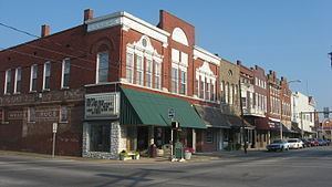 Boonville, Indiana httpsuploadwikimediaorgwikipediacommonsthu