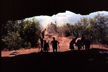 Border Cave httpsuploadwikimediaorgwikipediacommonsthu