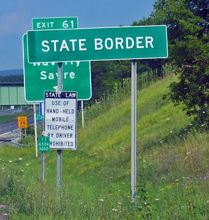 Border irregularities of the United States