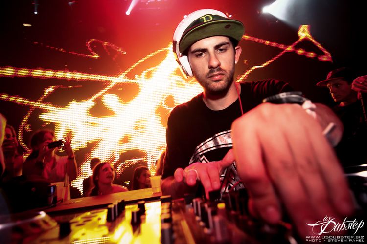 Borgore Borgore Buys Beautiful Mansion For 2 million In Hollywood