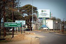 Botswana–South Africa border httpsuploadwikimediaorgwikipediacommonsthu