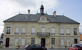 Boult-sur-Suippe httpsuploadwikimediaorgwikipediacommonsthu