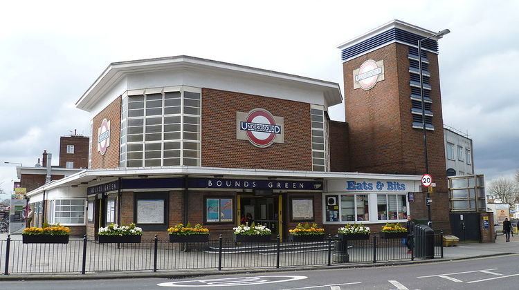 Bounds Green tube station