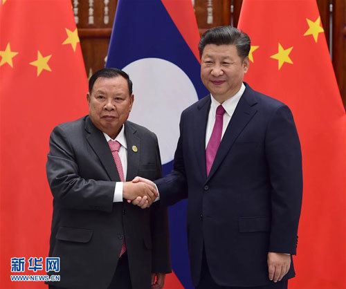 Bounnhang Vorachith Xi Jinping Meets with President Bounnhang Vorachith of Laos