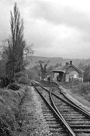 Bovey railway station httpsuploadwikimediaorgwikipediacommonsthu