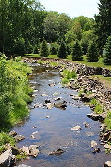 Bow Creek (Big Wapwallopen Creek) httpsuploadwikimediaorgwikipediacommonsthu